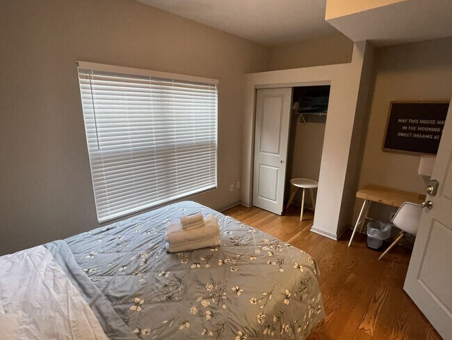 Building Photo - 94-96-96 McMillen Ave