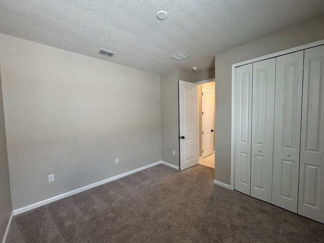 Building Photo - Where Modern Comfort Meets 4BD/3BA Hometown Charm — Your Story Begins in Okahumpka! FULLY-FENCED!...