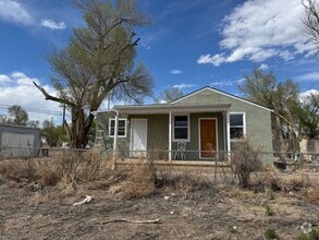Building Photo - ALL PROSPECTIVE TENANTS MUST SUBMIT A $58 ...
