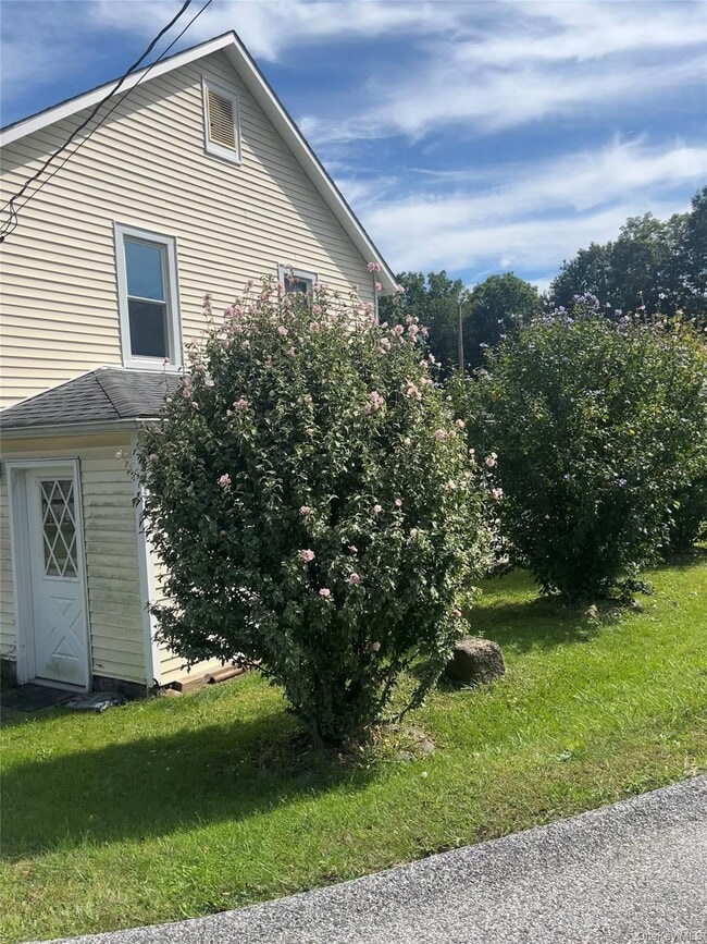 Building Photo - 89 N Montgomery St