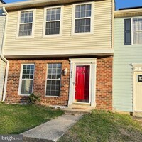 Building Photo - 2423 W Rosecroft Village Cir