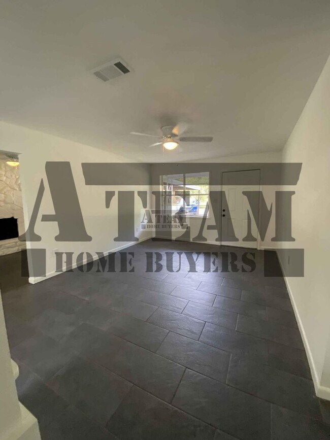 Building Photo - Very Cozy 3 Bed 1.5 Bath in Trinidad