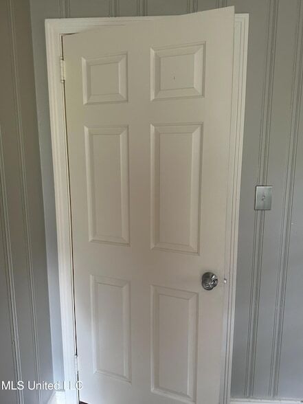 Building Photo - 3564 Cowan Pl