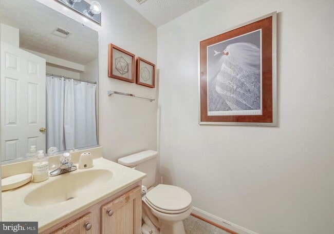 Building Photo - 5501 E Boniwood Turn