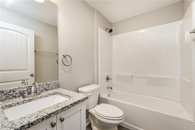 Building Photo - 621 NW 37th Pl