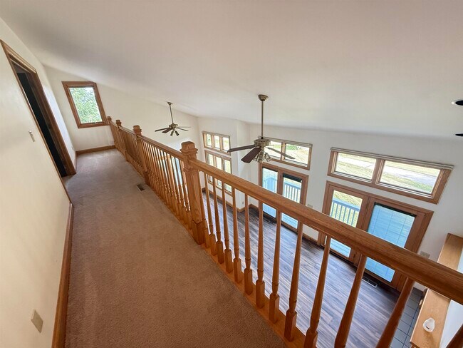 Building Photo - 125 Cogan Dr