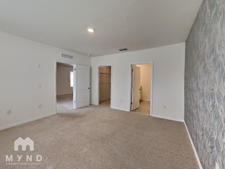 Building Photo - 1544 Gladewater Rd