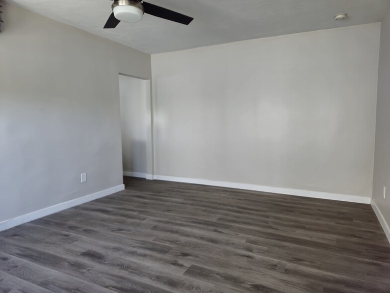 Building Photo - 209 W Ave 26