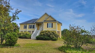 Building Photo - 255 Little Oak Island Dr