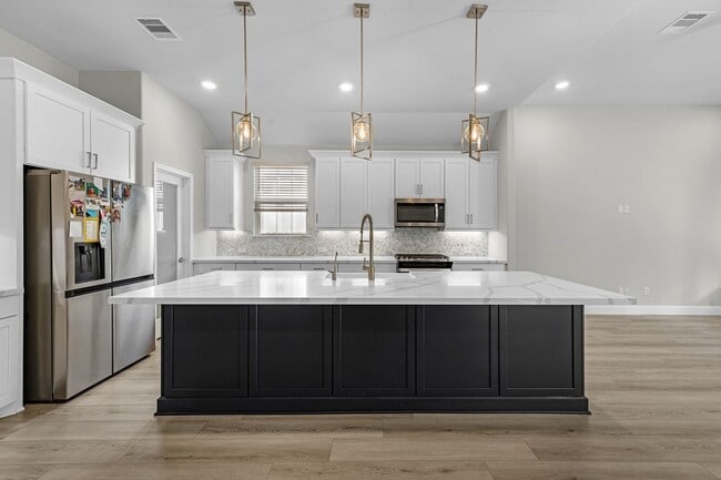 Building Photo - 16606 Tranquility Grove Dr