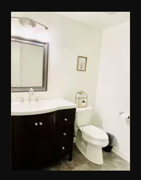 Building Photo - 130 S Waterwheel Way