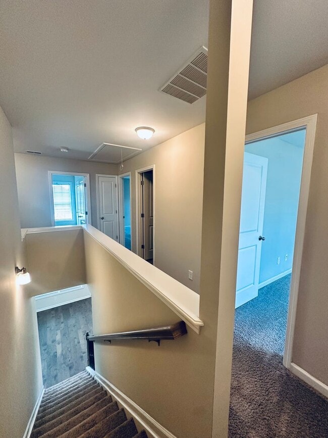 Building Photo - 111 Catskill Ln