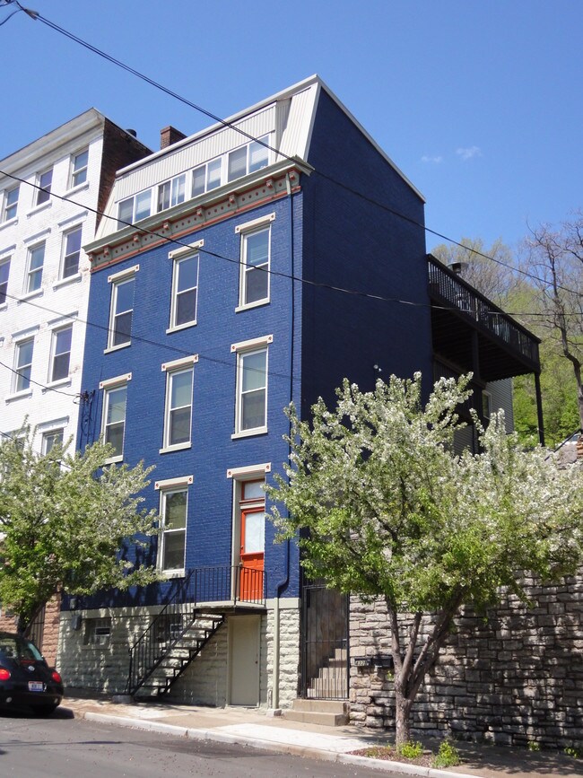 Primary Photo - 432 Klotter Ave