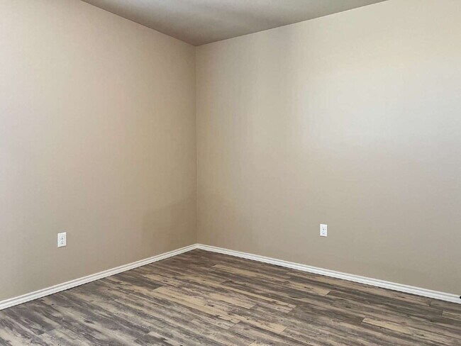 Building Photo - Recently Built Home in Rapidly Expanding West Lubbock!