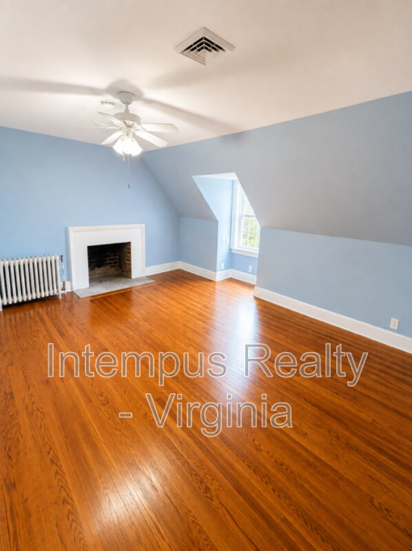 Building Photo - 7296 Fenton Farm Ln