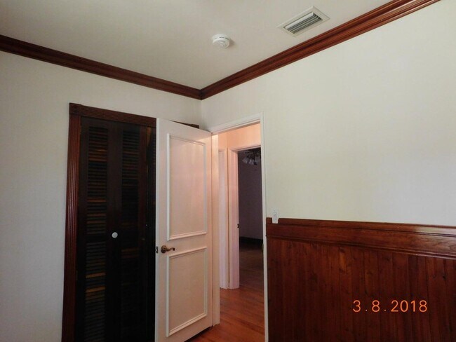 Building Photo - 6608 SW 65th St