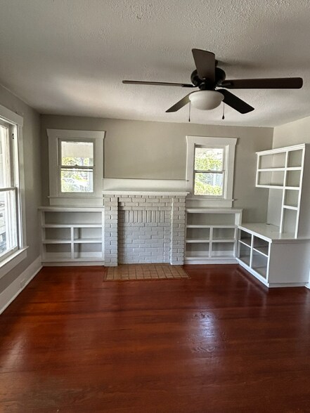 Building Photo - 4303 N 10th St