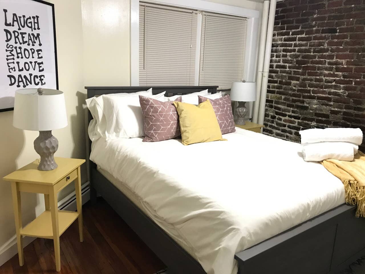 Building Photo - 72 Revere St