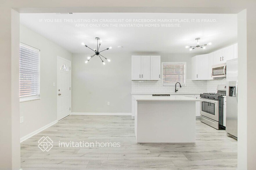 Building Photo - 4083 Ester Dr SW