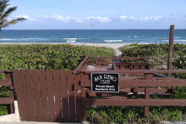 Building Photo - 2871 N Ocean Blvd