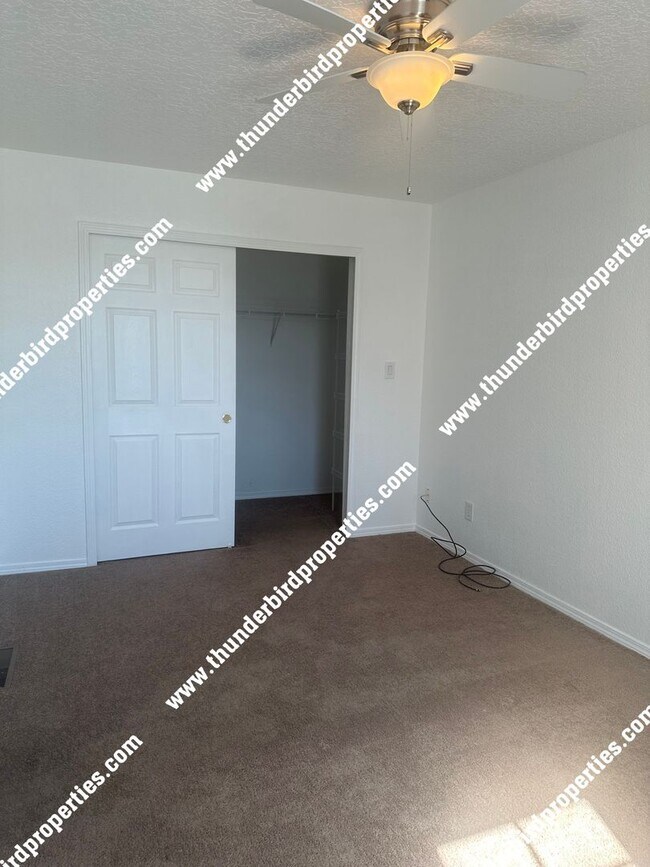 Building Photo - Gated community near Sandia Labs & KAFB