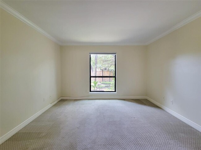 Building Photo - 1601 S Shepherd Dr