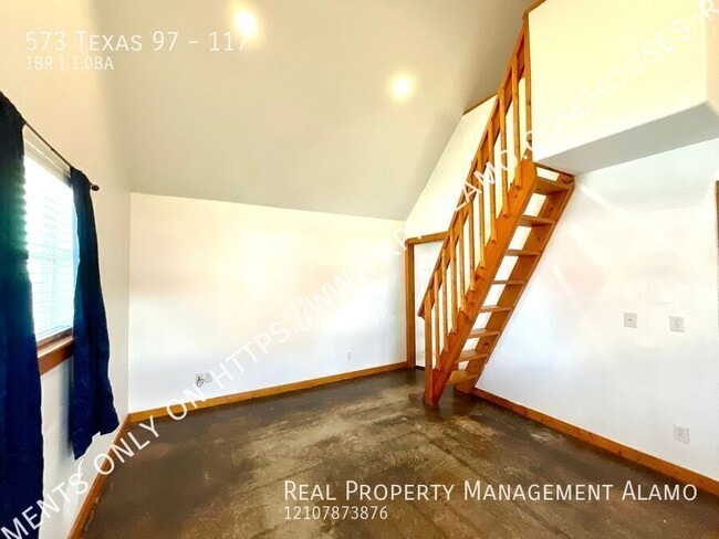 Building Photo - 573 TX-97
