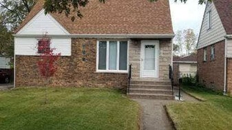 Building Photo - 7603 Jarnecke Ave