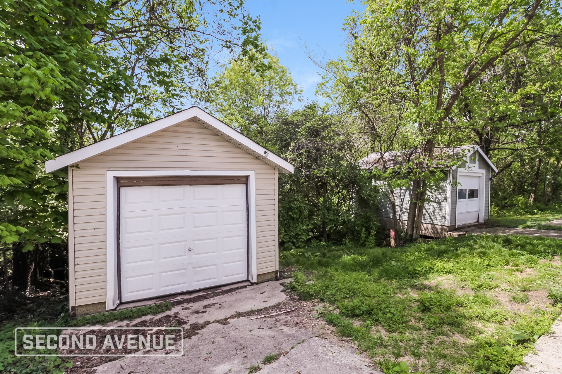 Building Photo - 3121 Cavanaugh Ave