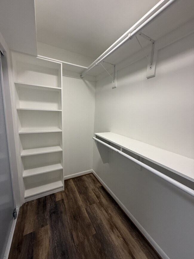 Building Photo - 4527 Terrace View Rd