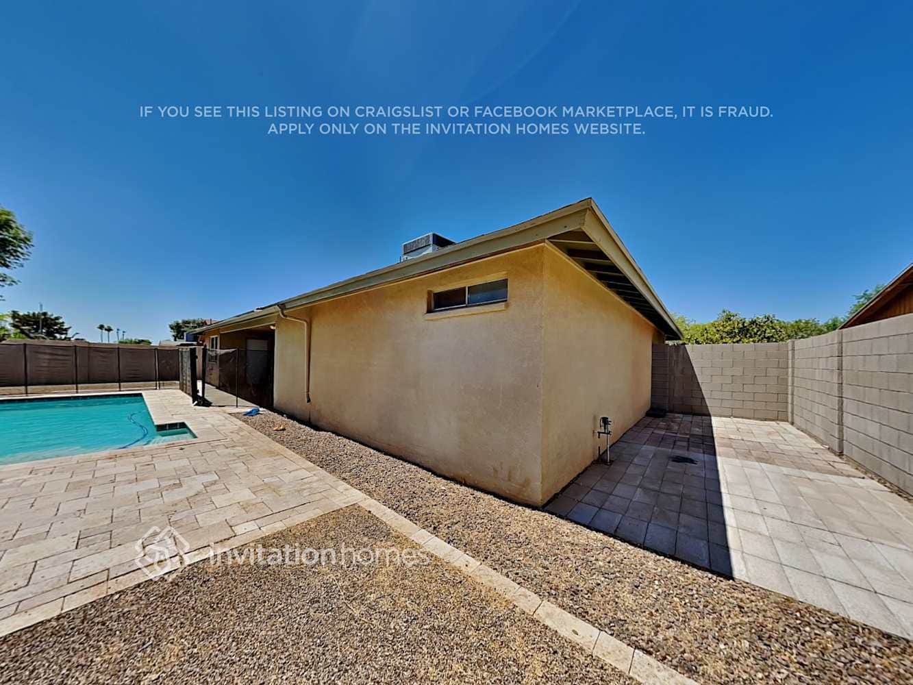 Building Photo - 3229 E Emelita Ave