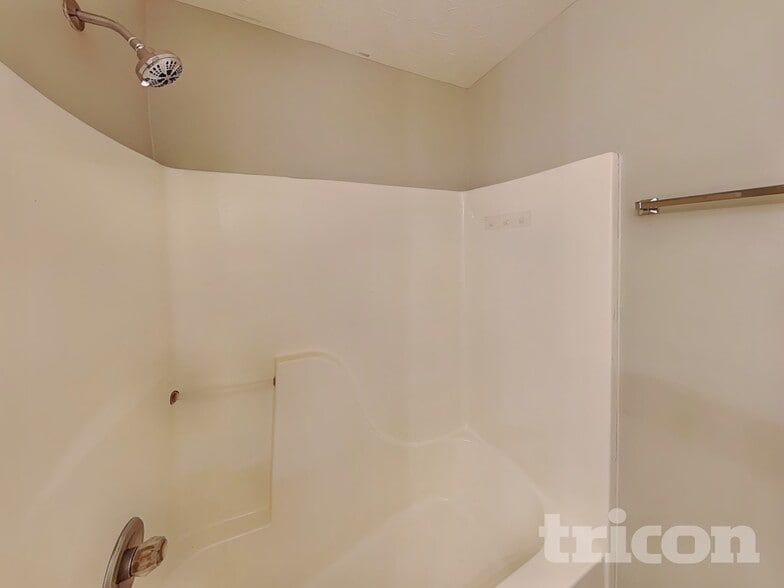 Building Photo - 1150 E 17th Ave