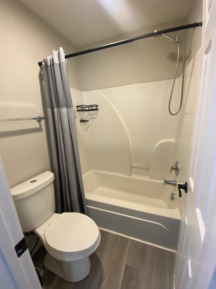 Building Photo - 2216 Milan Ct