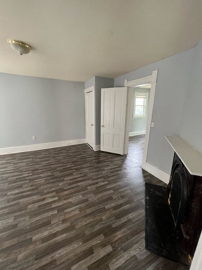 Building Photo - 1139 S 28th St