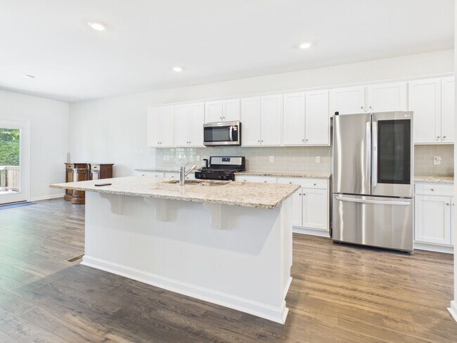 Building Photo - 5701 Brailen Dr