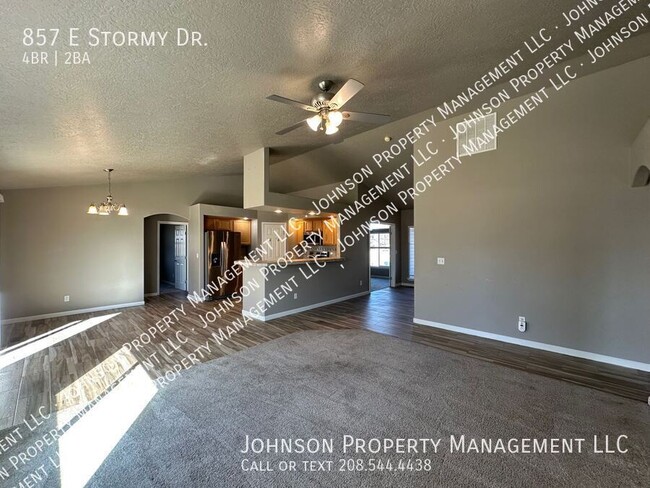 Building Photo - Spacious 4-Bedroom Home with Bonus Room, 3...