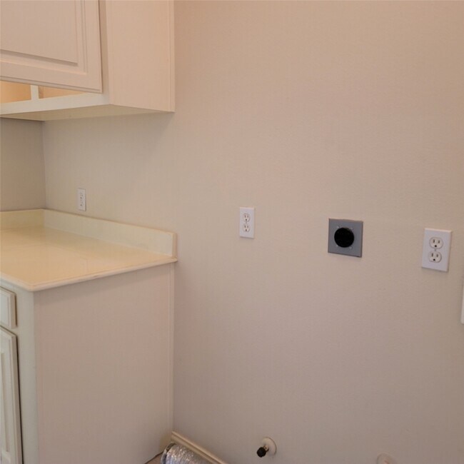 Building Photo - 7111 Harmony Cove
