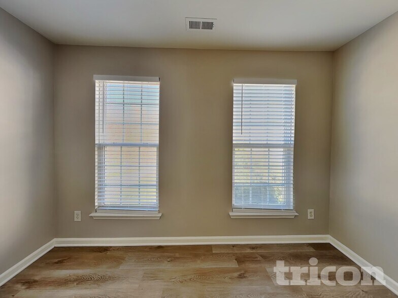 Building Photo - 12722 Golden Sun Ct