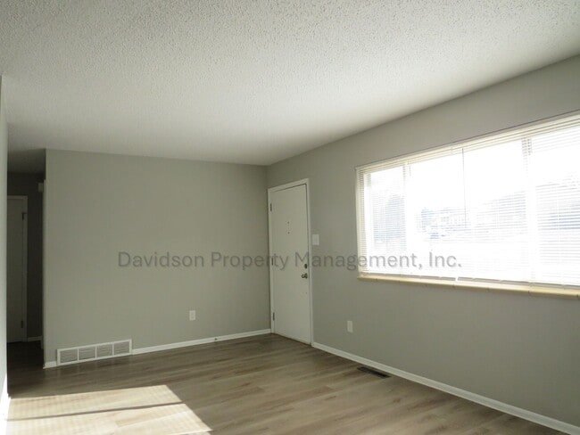 Building Photo - Updated 3-Bedroom Home on the West Side