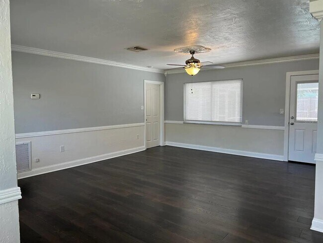 Building Photo - 6690 17th St N