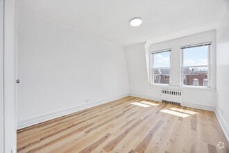 Building Photo - 32-28 47th St