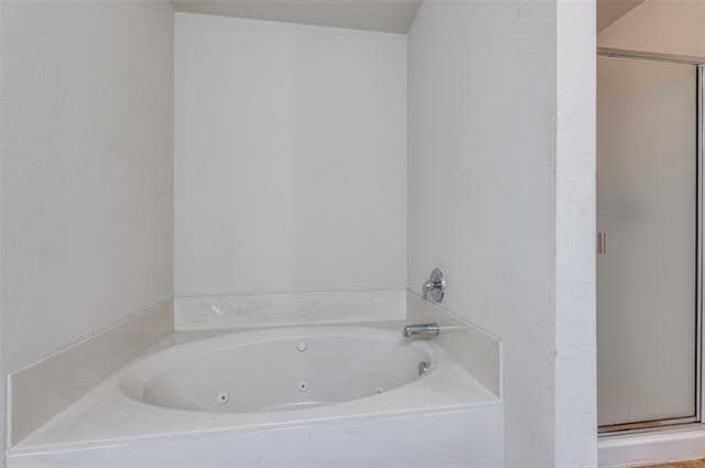 Building Photo - 9137 Waterman Dr