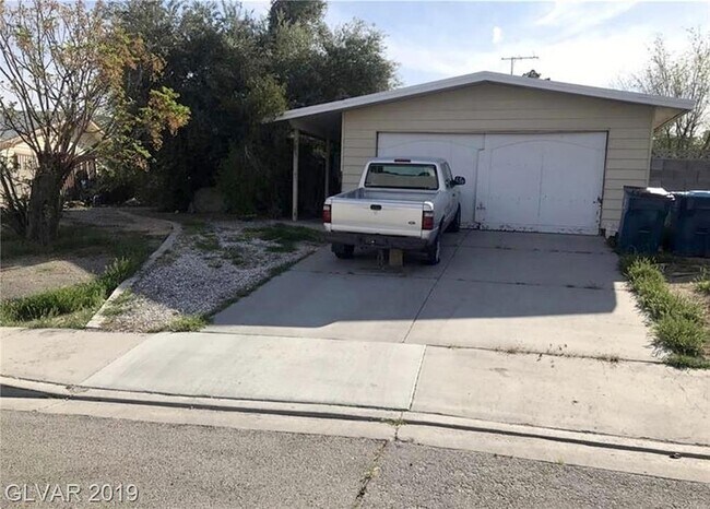 Building Photo - 3955 Ventura Way