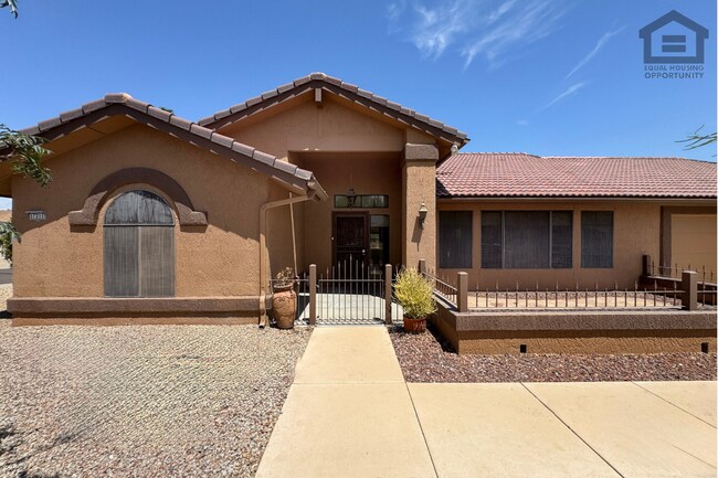 Building Photo - 17211 N Desert Glen Dr