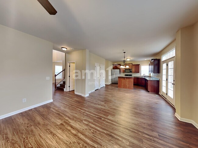 Building Photo - 116 Ruland Cir