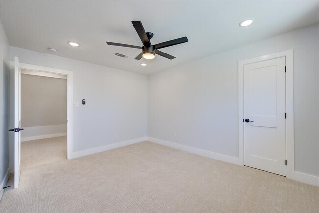 Building Photo - 1810 Eagle Falls Ct