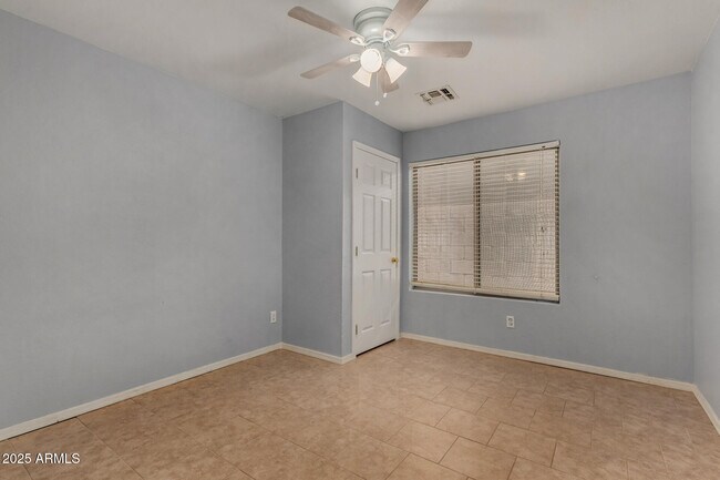 Building Photo - 12682 W Hollyhock Dr