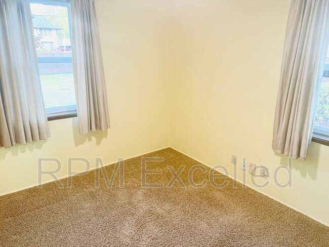 Building Photo - 112 SW 185th St