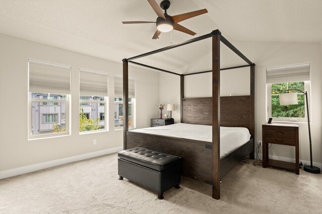Building Photo - GORGEOUS SHERWOOD 3 BED/2.5 BATH+ OFFICE O...