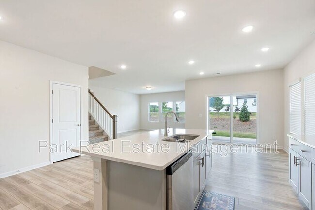 Building Photo - 7010 Shale Loop